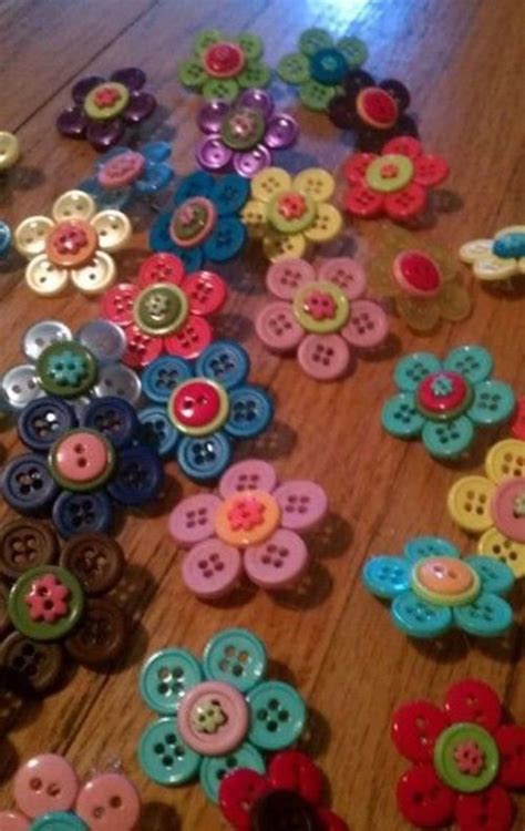 41 Crafts Using Buttons Everyone Can Do Crafts Button Crafts