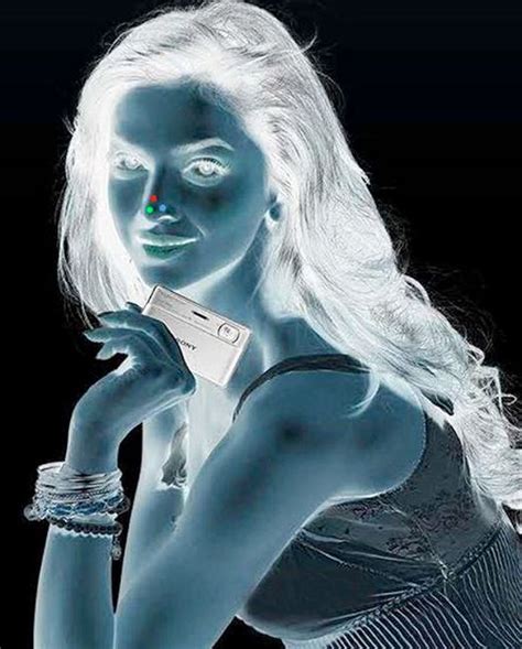 Who Do You See In This Amazing Optical Illusion Image