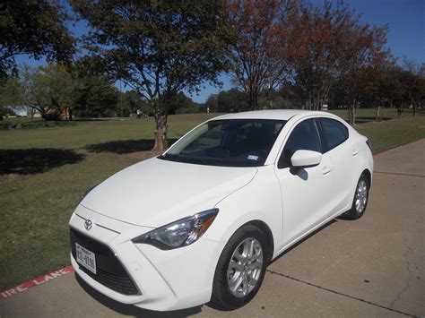 2017 Toyota Yaris I A For Sale By Owner In Haltom City Tx 76117