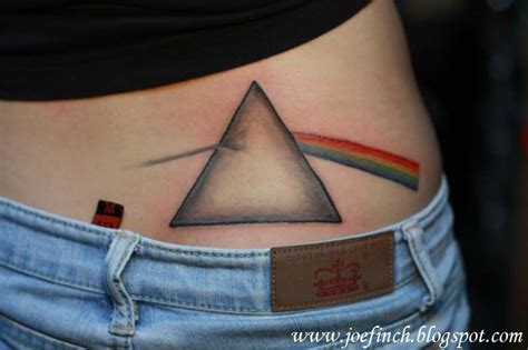How to take stunning rainbow reflection pictures. Pink floyd tattoo, Tattoos, Prism tattoo