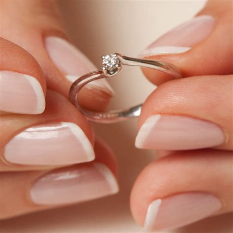 The range is wide — engagement rings in. Average Cost of Engagement Ring in 2012 | POPSUGAR Smart ...