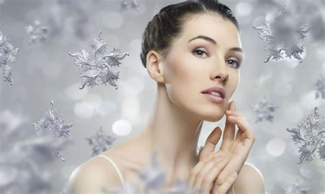 Nos crèmes de l'apicultrice, sans alcool, très riche en extrait aqueux de propolis blanche, hydratent et apaisent avec tendresse. Trucs et astuces: Hydrater la peau en hiver