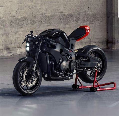 Home tvs bmw first bike spotted testing tvs bmw street fighter testing. Pin by Raymond Foong on Cafe Racer | Cafe racer kits, Bike ...