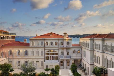 Istanbul Luxury Resort Reopens The Standard