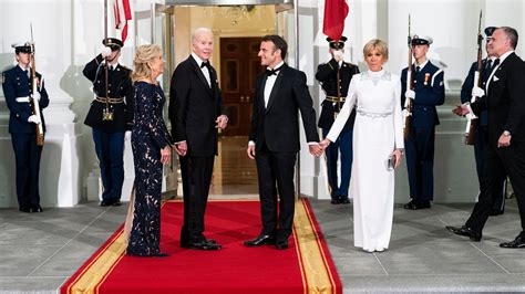 biden joins toast to his 2024 presidential run at state dinner the new york times