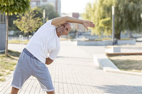 How To Prevent Age Related Muscle Loss A Better Way To Age