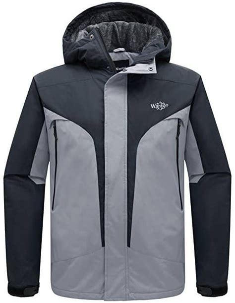 Best Snowboard Jackets For Men In 2021 Reviews And Buyers Guide