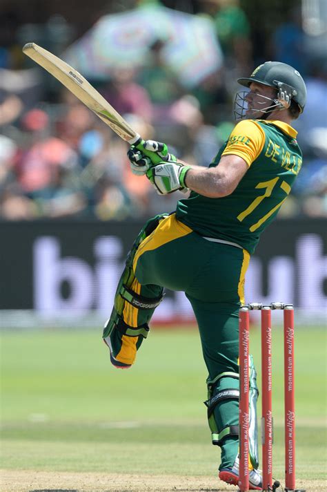 We could be in for an extended period of delay here. Ab De Villiers - Ab De Villiers Photos - South Africa v ...