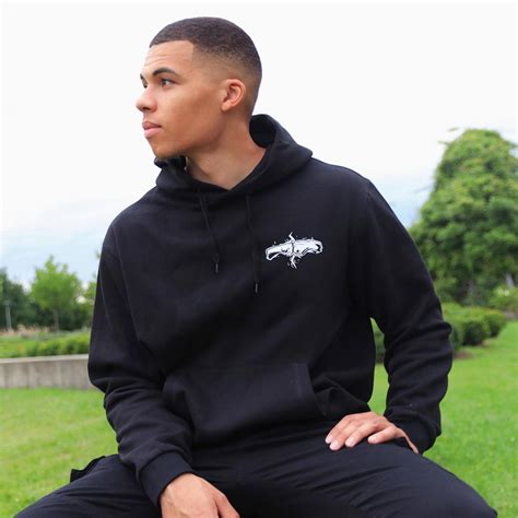 Verkäufer aus dem ausland können ihnen artikel regulär über einen internationalen versandservice zuschicken. PrankBros - Fäuste T-Shirt Kaufen 3dsupply.de