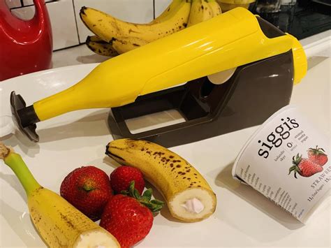 This Fruit Filling Gadget Will Make Your Snacktime Better