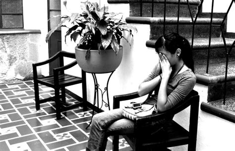Oddly, there isn't really an exact translation for either the noun date or the verb dating in spanish. 10 Signs of Teen Dating Violence - First Things First