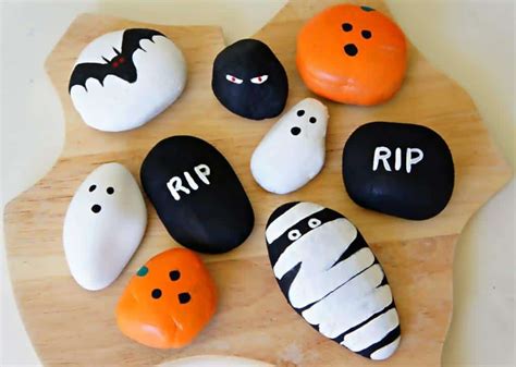 Easy Halloween Painted Rock Ideas For Kids