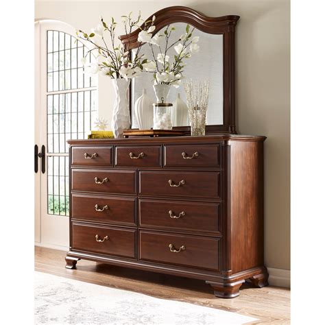 Kincaid Furniture Hadleigh Traditional Nine Drawer Dresser With Jewelry Tray And Flip Front