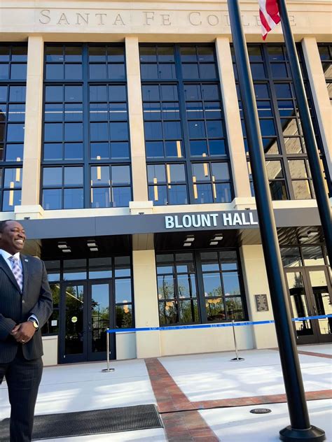 The sun shines on the beautiful Santa Fe Blount Hall College. We were