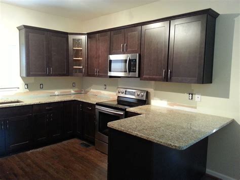 Santa cecilia granite is one of the most popular natural stones in the world. Santa Cecilia Granite Countertops (Design, Cost, Pros and ...