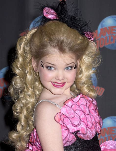Child Beauty Pageants Are Ridiculous And Scary Artificial