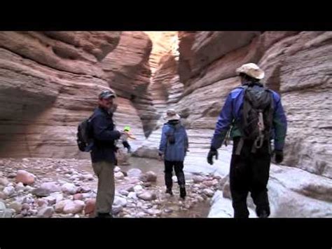 Grand canyon is a 1991 american drama film directed and produced by lawrence kasdan, and written by kasdan with his wife meg. Grand Canyon Movie Trailer - YouTube