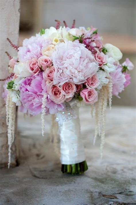 daily wedding flower inspiration new modwedding pink wedding flowers purple wedding