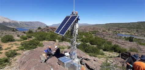 11 la mutisia es una flor característica de la región cordillerana y parques nacionales, que llama la atención por su exótica belleza y colores naranjas, morados y blancos, como una pupila de fuego que se asoma entre el verde ramaje de los. Monitoreo del volcán Copahue: finalizó la instalación de ...