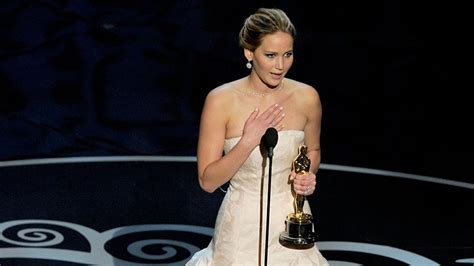 Jennifer Lawrence Fell Over At The Oscars Because She Was Thinking