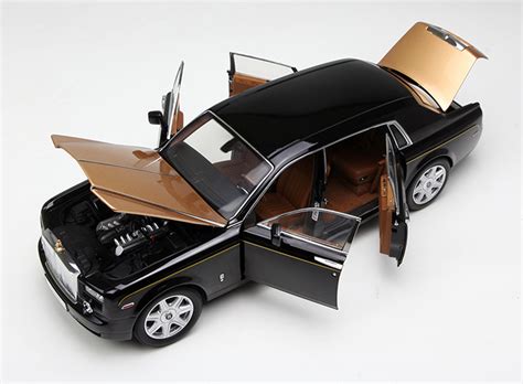 118 Kyosho Rolls Royce Phantom Ewb Black W Gold Hood Diecast Car