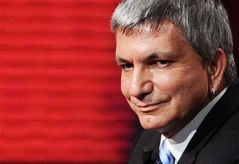 Nichi vendola is the author of c'è un'italia migliore (2.86 avg rating, 7 ratings, 0 reviews, published 2011), lamento in morte di carlo giuliani (4.00 a. Elezioni 2013: il programma elettorale di Nichi Vendola ...