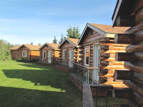 The log home community offers a vast array of information in many forms. Tiny Log Cabin Community - Tiny House Pins