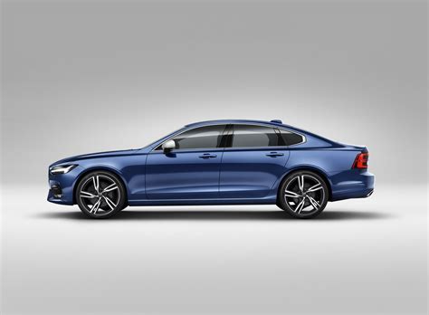 Check spelling or type a new query. Trainingspak en sportschoenen voor Volvo S90 en V90