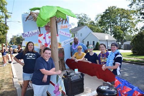 Bayport Blue Point High School Hosts 2019 Homecoming Photos