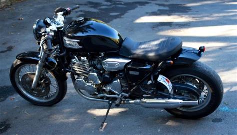 Related pictures from triumph thunderbird 900 cafe racer. Custom Triumph Thunderbird 900 classic Hinkley triple cafe ...