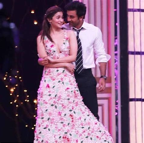 Watch Ranbir Kapoor Romantic Dance With Alia Bhatt On Ishq Wala Love Is The Best Thing You’ll