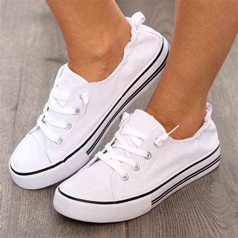 Women Canvas Sneakers Casual Comfort Shoes Tennis Shoes Outfit