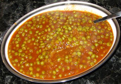 Piselli In Umido Peas In Tomato Sauce Recipe Tomato