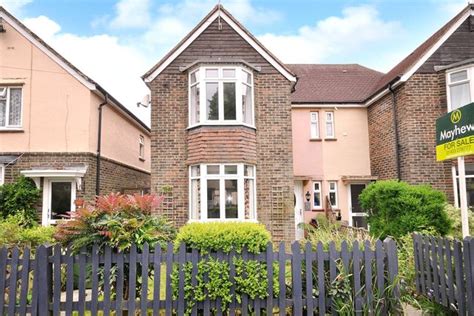 Horsham West Sussex Rh12 3 Bedroom Semi Detached House For Sale 54028692 Primelocation