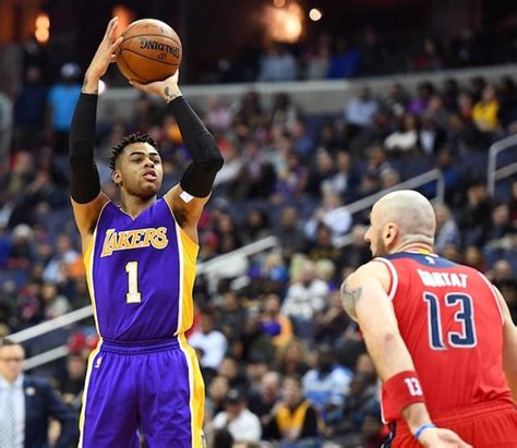 lakers finding out d angelo russell may be a shooting guard after all