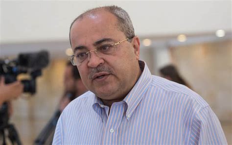 אביר קארה ממנהיגי מחאת אני שולמן הודיע אחר הצהריים על הצטרפותו למפלגת ימינה בראשותו של נפתלי בנט. תחקיר זמן ישראל: כך השתלט יעקב ברדוגו, שופרו של נתניהו, על ...