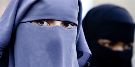 Quebec Women Who Wear The Niqab Cannot Go Home To Their Country Consider Themselves Old