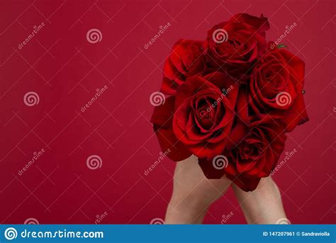 Our limited collection of luxurious arrangements & gifts will be specifically prepared on valentine's, for your declaration to your special someone. Send Flowers Online Concept. Flower Delivery For Valentine ...