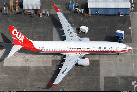 B 209g China United Airlines Boeing 737 89pwl Photo By Tong Xian Id