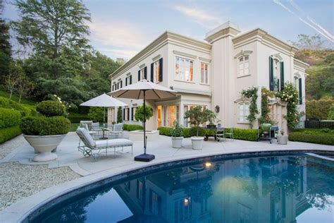 Understated Elegance Of A Palladian Inspired Home In Beverly Hills