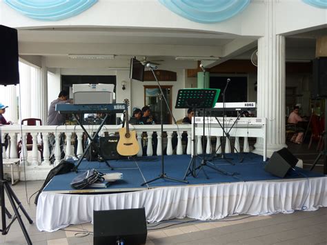 Known as a major public golf course in klang valley, kelab golf perkhidmatan awam (also known as kgpa) is situated in bukit kiara. polopoli: Quartet Performance - Malay Wedding @ Kelab Golf ...