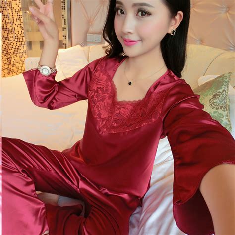 2017 Luxury Sexy Long Sleeve Silk Pajamas Set Women Spring Summer Plus