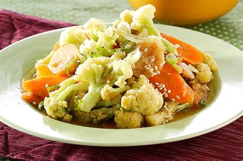 Sebenarnya, ada dua jenis capcay, yakni capcay rebus dan tumis. Tumis Kembang Kol - Resep Dan Cara Membuat Tumis Wortel Dengan Kembang Kol Yang Sedap Dan Enak ...