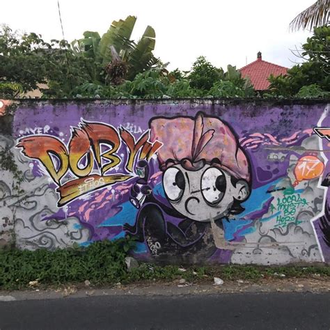 Music Skate Screening And Live Graffiti Show By Balinese Street Artist
