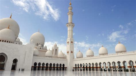 Gambar Bangunan Tempat Beribadah Mesjid Abu Dhabi Masjid Sheikh