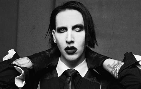 Brian hugh warner (born january 5, 1969), better known by his stage name marilyn manson, is an american musician, artist and former music journalist known for his controversial stage persona and image as the lead singer of the. Marilyn Manson Photographed With His Ex-Wife In Public And ...