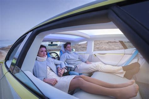 expert says self driving cars means more car sex