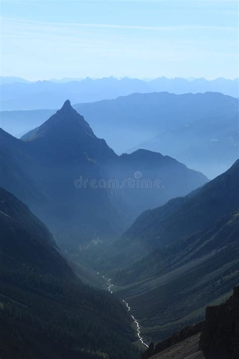 Morning Mist In The Alps Stock Image Image Of Landscape 34582045