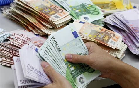 سعر الصرف اليورو مقابل الليرة السورية