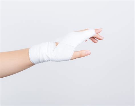 突き指!その時あなたはどうしますか？ | 朝霞台の骨折捻挫は ...